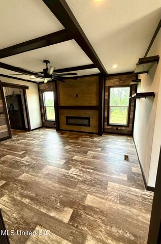 100 Storm Cove, Grenada, MS 38901