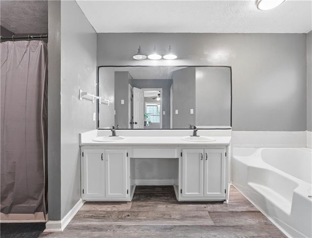 135 Dunwick Lane, Mcdonough, GA 30253