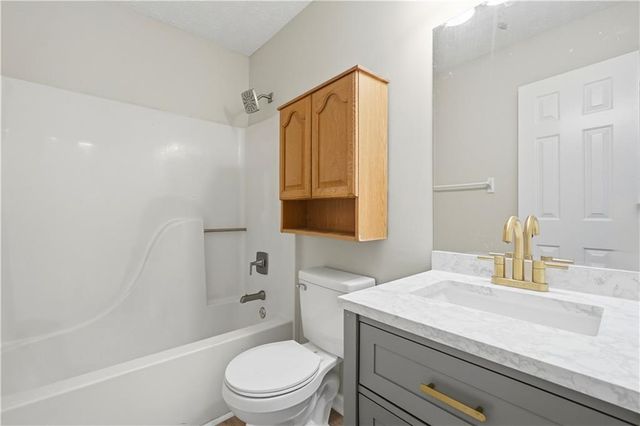 135 Dunwick Lane, Mcdonough, GA 30253