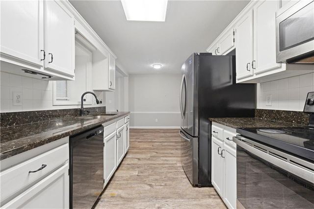 135 Dunwick Lane, Mcdonough, GA 30253