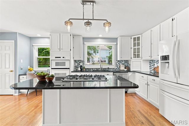 16806 Clayton Road, Wildwood, MO 63011