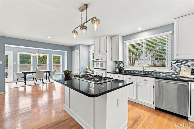 16806 Clayton Road, Wildwood, MO 63011