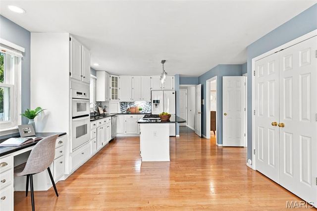 16806 Clayton Road, Wildwood, MO 63011