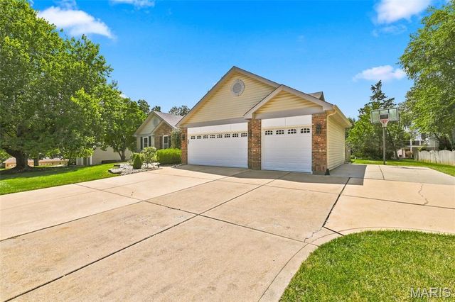 16806 Clayton Road, Wildwood, MO 63011