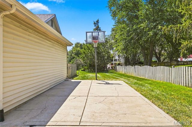 16806 Clayton Road, Wildwood, MO 63011
