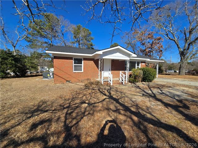 1401 Morrison Avenue, Spring Lake, NC 28390