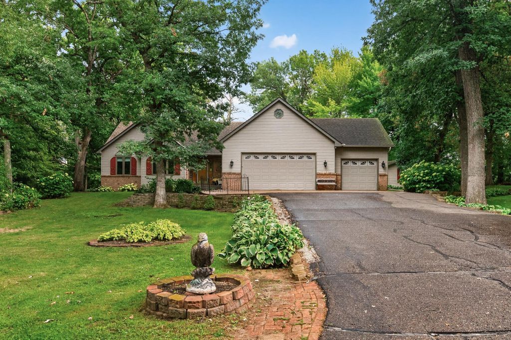 27163 Ironwood Court, Chisago City, MN 55013 — exterior