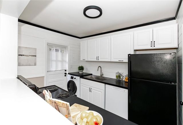 425 Lindbergh Drive NE G1, Atlanta, GA 30305