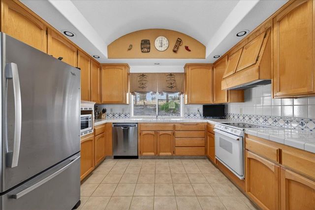 14100 Millerton Road, Prather, CA 93651