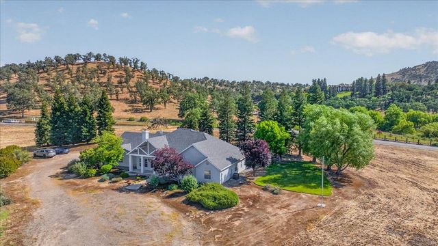 14100 Millerton Road, Prather, CA 93651
