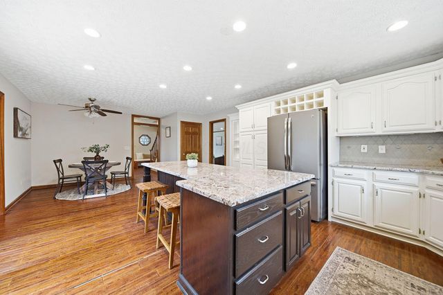 11388 Huntington Way NW, Pickerington, OH 43147