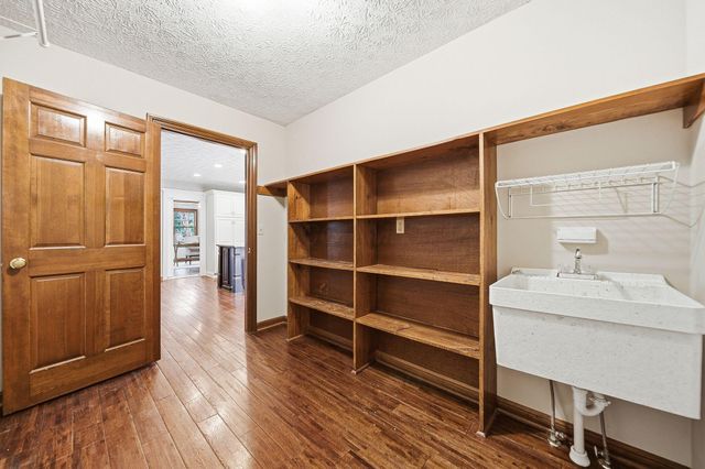 11388 Huntington Way NW, Pickerington, OH 43147