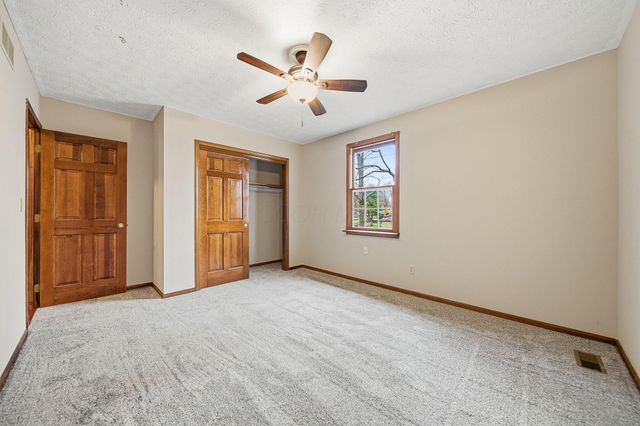 11388 Huntington Way NW, Pickerington, OH 43147