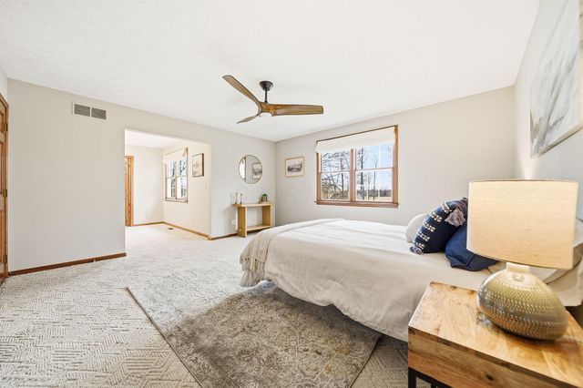 11388 Huntington Way NW, Pickerington, OH 43147