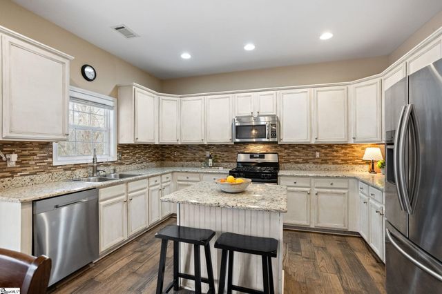 107 Brittle Creek Lane, Simpsonville, SC 29680