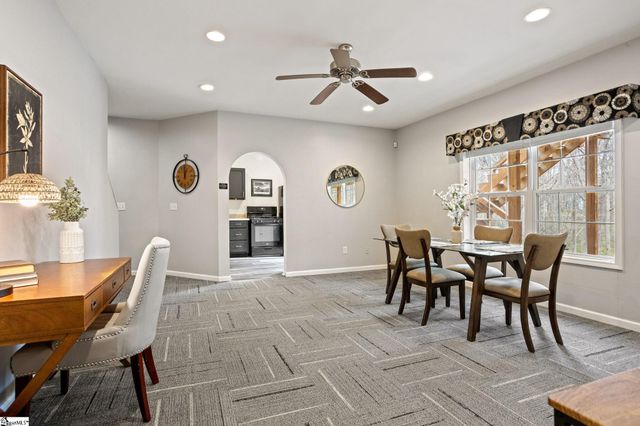 107 Brittle Creek Lane, Simpsonville, SC 29680