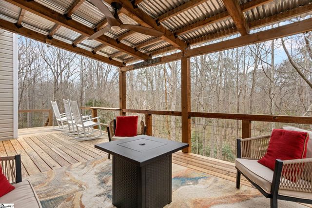 107 Brittle Creek Lane, Simpsonville, SC 29680