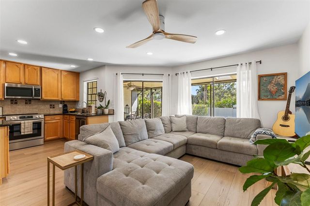 602 QUAIL KEEP DRIVE 602, Safety Harbor, FL 34695