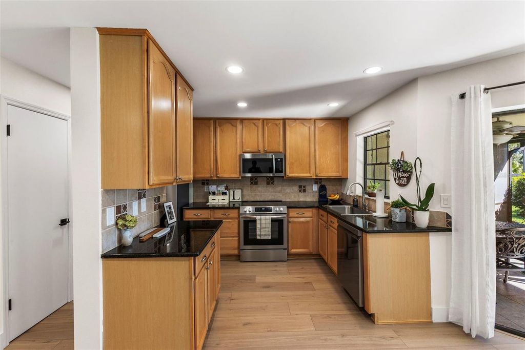 Image 16 of property listing at 602 QUAIL KEEP DRIVE 602, Safety Harbor, FL 34695