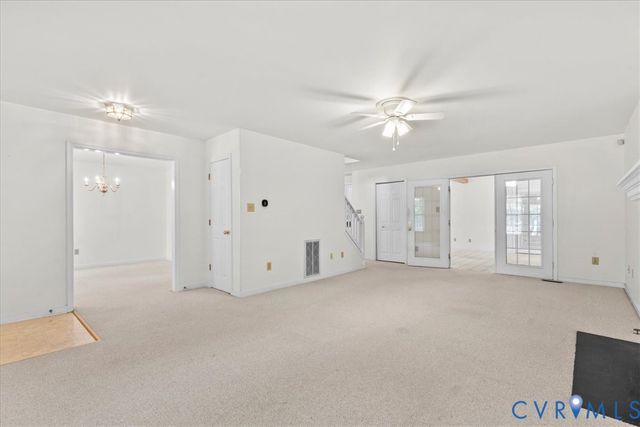 2924 Warfield Ridge Ter, Chester, VA 23831
