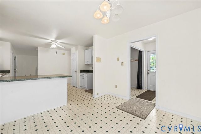 2924 Warfield Ridge Ter, Chester, VA 23831