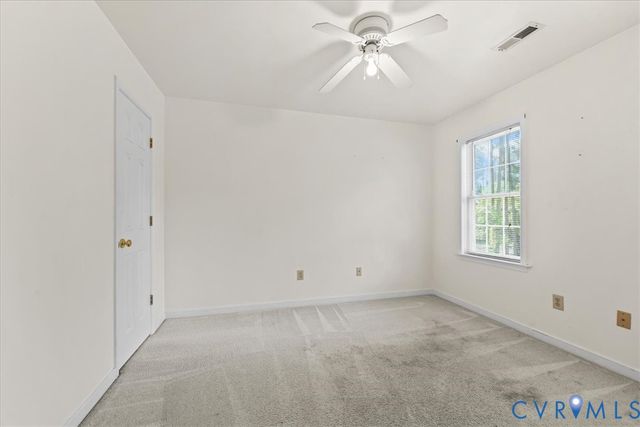 2924 Warfield Ridge Ter, Chester, VA 23831