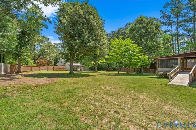 2924 Warfield Ridge Ter, Chester, VA 23831