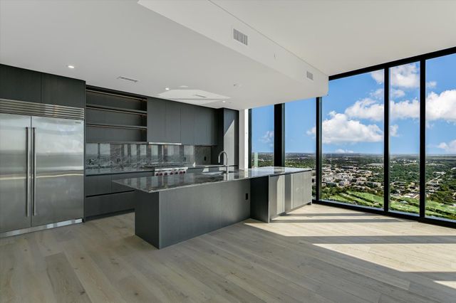 610 Davis ST 4501, Austin, TX 78701