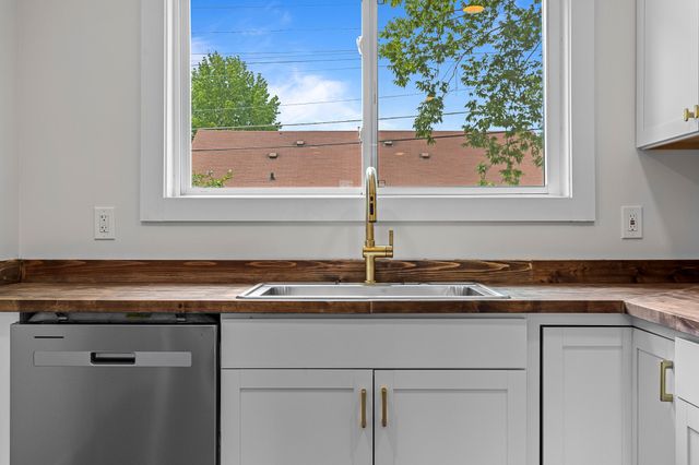 9 S Brooks Avenue S, Chattanooga, TN 37411