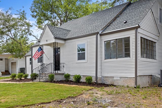 9 S Brooks Avenue S, Chattanooga, TN 37411