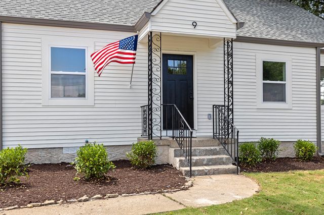 9 S Brooks Avenue S, Chattanooga, TN 37411