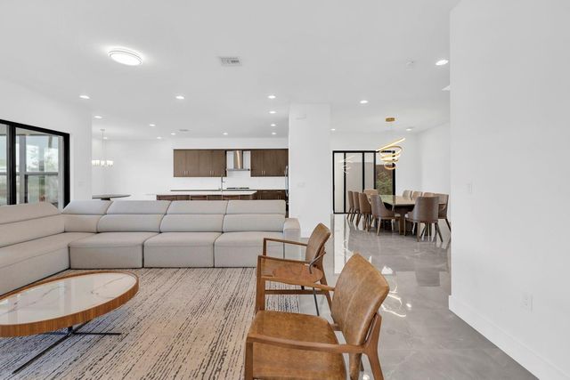 8571 Shoreacres Street, Boca Raton, FL 33434