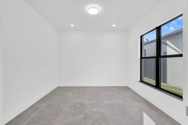 8571 Shoreacres Street, Boca Raton, FL 33434