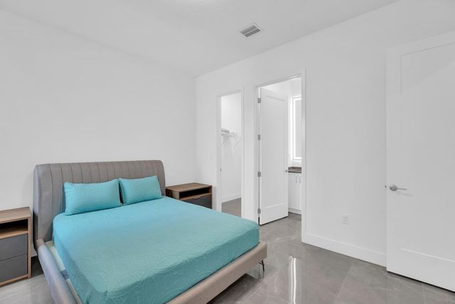 8571 Shoreacres Street, Boca Raton, FL 33434