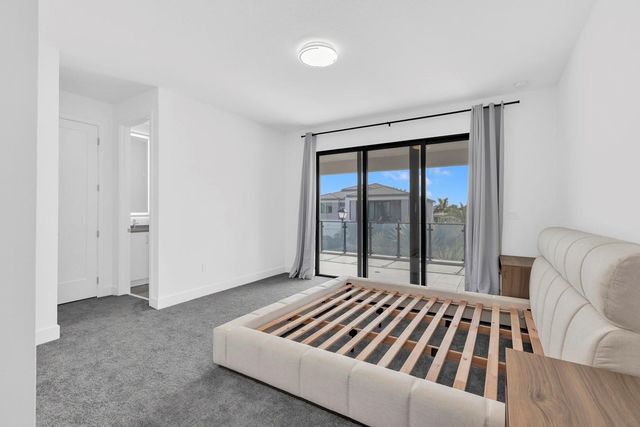 8571 Shoreacres Street, Boca Raton, FL 33434