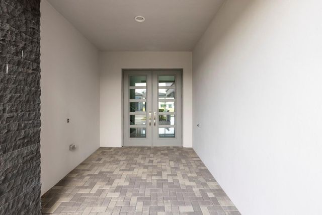 8571 Shoreacres Street, Boca Raton, FL 33434