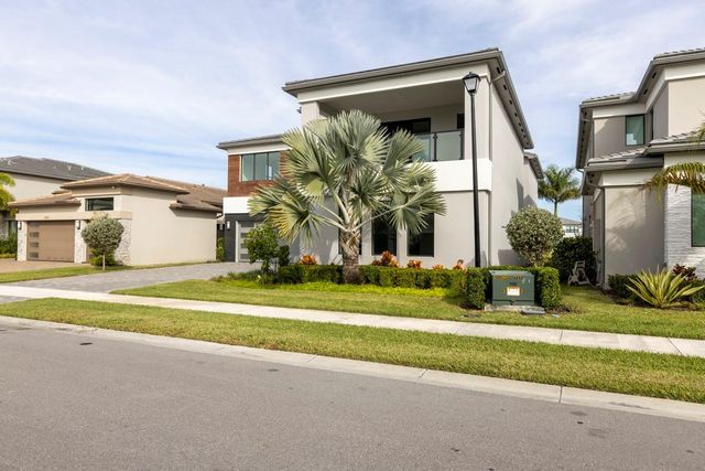 8571 Shoreacres Street, Boca Raton, FL 33434