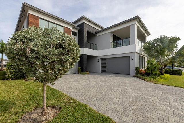 8571 Shoreacres Street, Boca Raton, FL 33434