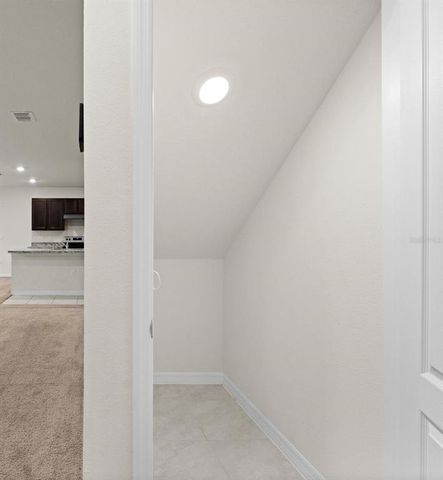 979 SUN BURST ROAD, Winter Haven, FL 33880