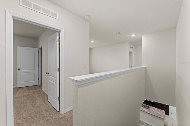 979 SUN BURST ROAD, Winter Haven, FL 33880