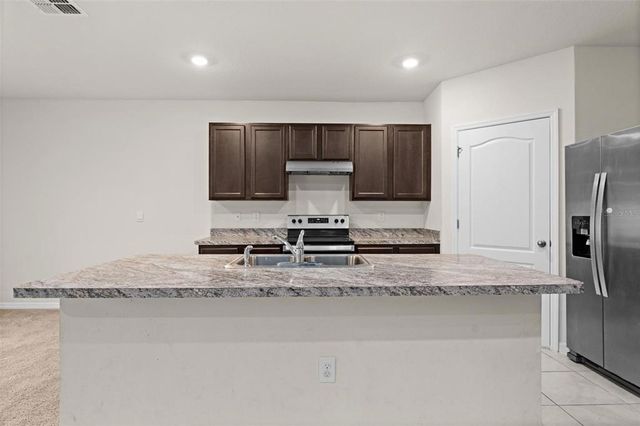 979 SUN BURST ROAD, Winter Haven, FL 33880