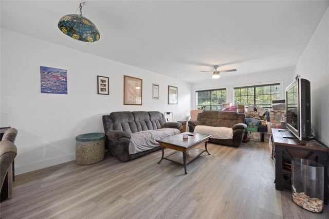 6332 La Costa Dr b, Boca Raton, FL 33433