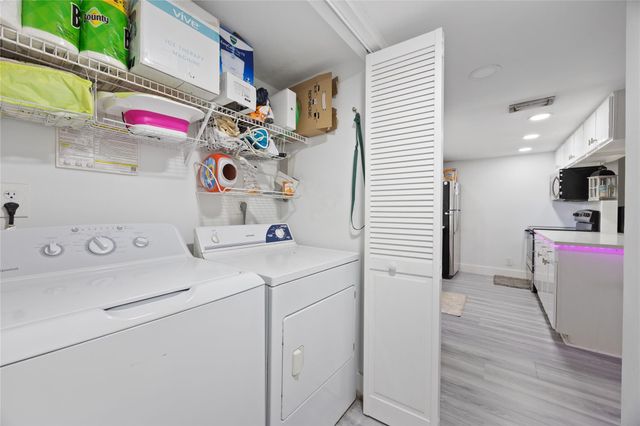 6332 La Costa Dr b, Boca Raton, FL 33433