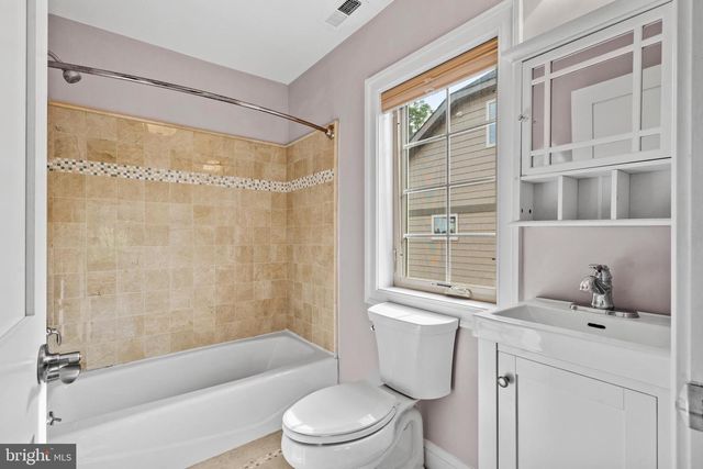 108 MONTGOMERY AVE, Bala Cynwyd, PA 19004