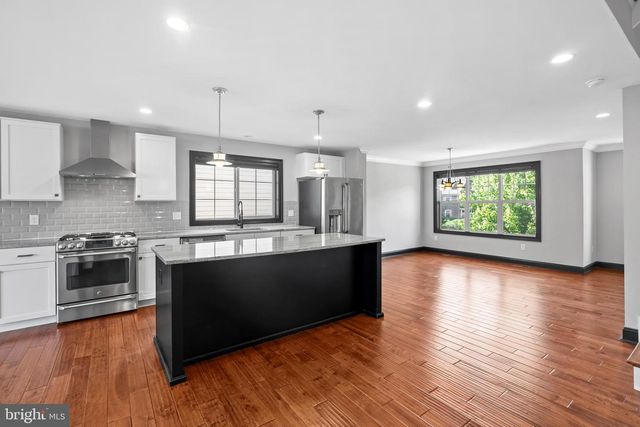 108 MONTGOMERY AVE, Bala Cynwyd, PA 19004