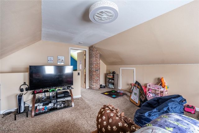 2307 Hamilton Avenue, Poland, OH 44514