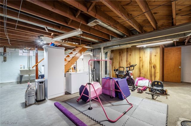 2307 Hamilton Avenue, Poland, OH 44514