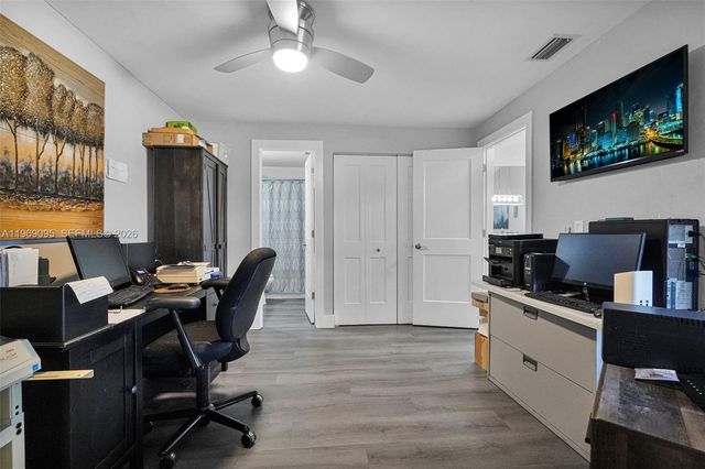 10281 SW 137th Pl, Miami, FL 33186