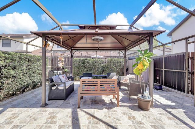 10281 SW 137th Pl, Miami, FL 33186