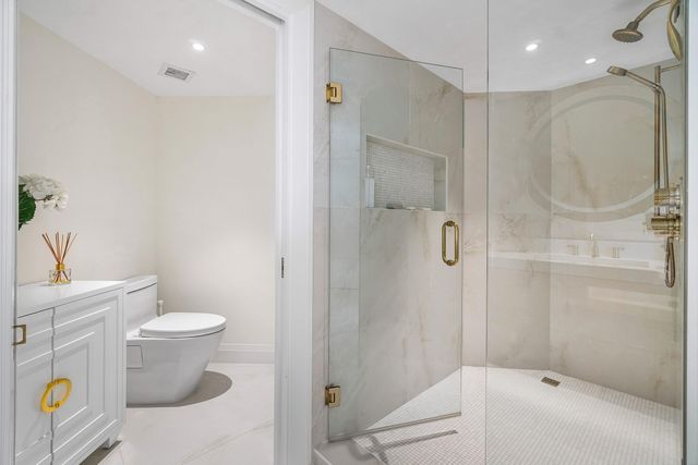 100 SE 5th Avenue 103, Boca Raton, FL 33432